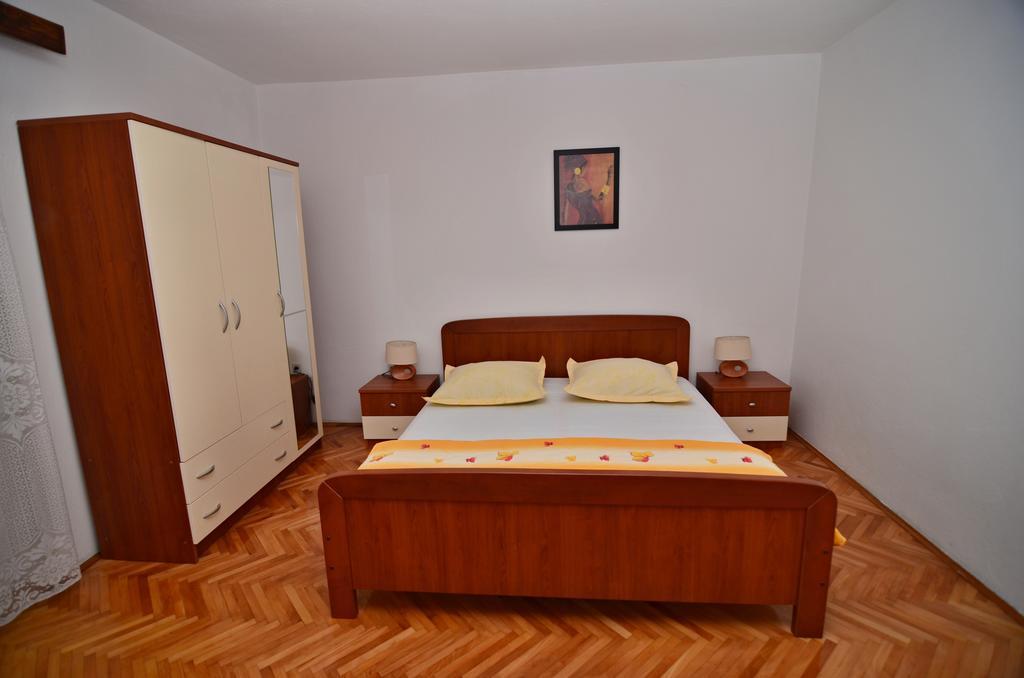 Mucic Apartments Макарска Екстериор снимка